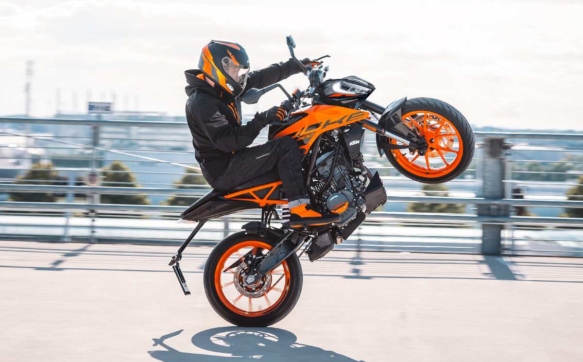 KTM 200 Duke Price - Images, Colours, Specifications | KTMIndia